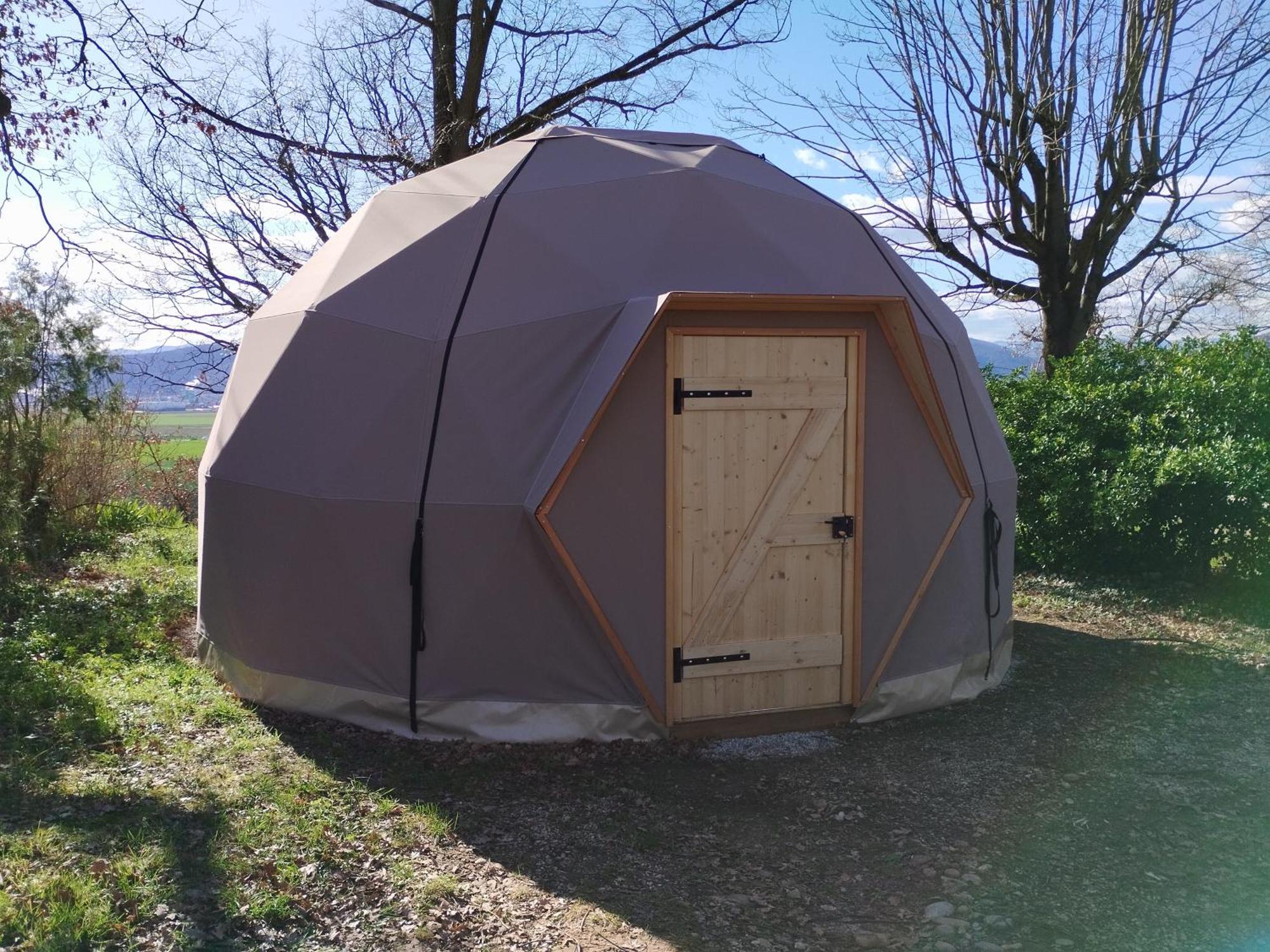 Camping Domaine De Senaud Albon Buitenkant foto